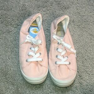 New Beneker Light Pink Slip-On Sneakers size 9